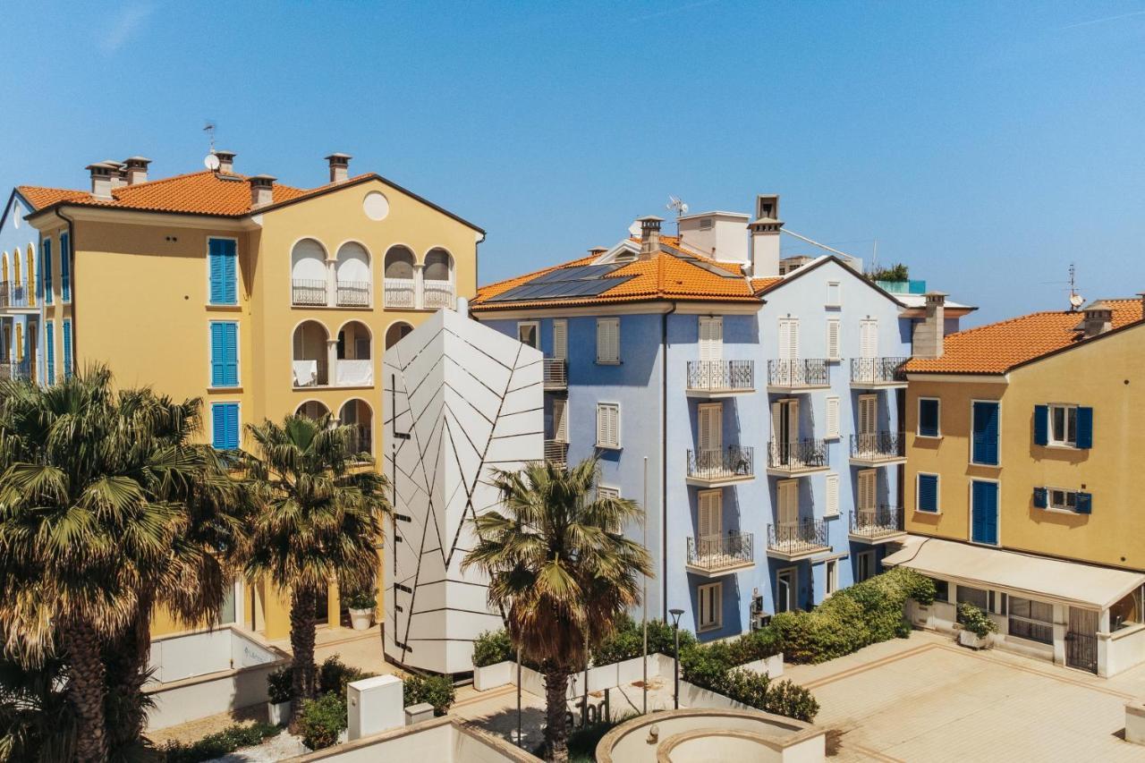 Life Hotel Seaview & Spa Porto Recanati Bagian luar foto